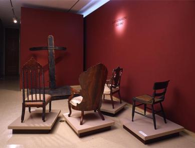 installation view of “Mining the Museum”, Courtesy Maryland Historical Society, Image MTM 037B